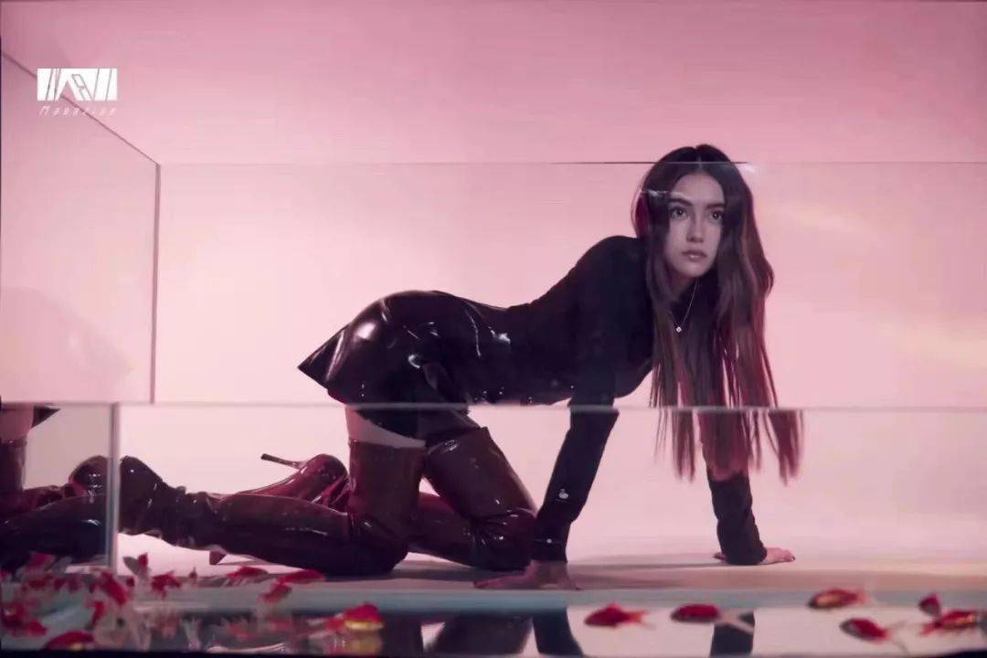 手臂|身体这个部位，男生怕它细，女生怕它粗.....