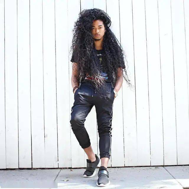 长发|一群喜欢留长发的男生各种po自拍，有些居然性感又妩媚啊！