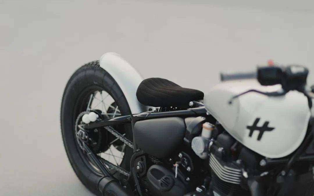 triumph bobber | 每日一车