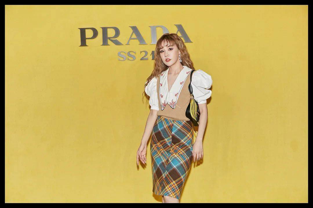 Jackie|70年都不过时的腋下包，全网icon都在背！