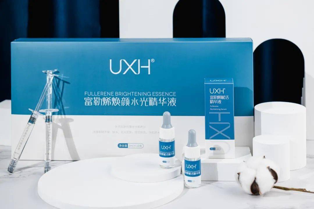 情敌|亚洲第一“鲜肉收割机”， 53岁生图曝光，成三亿女人情敌：这是什么人间尤物…