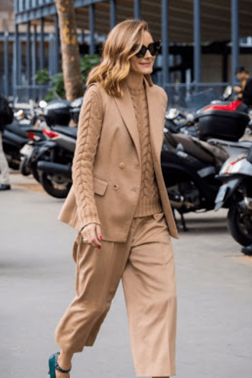 驼色|比驼色更好穿，今年冬天“奶茶色”火了！！