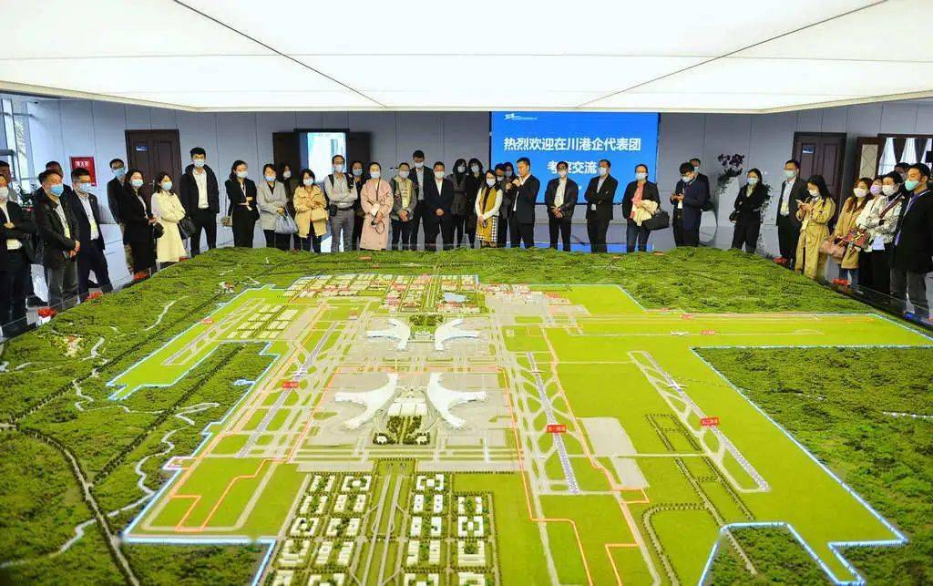 成都市龙泉驿区经济总量_成都市龙泉驿区图片(3)