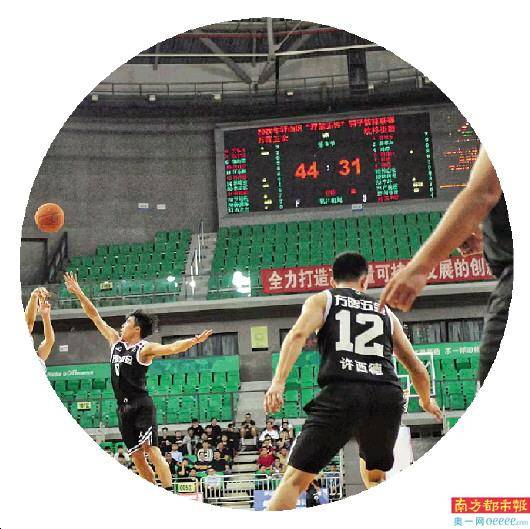 
坪山区男子篮球联赛收官：pg电竞官网(图3)