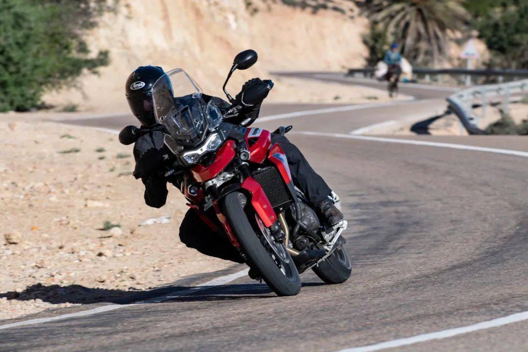 虎丁兴旺凯旋中量级advtiger850sport海外发布