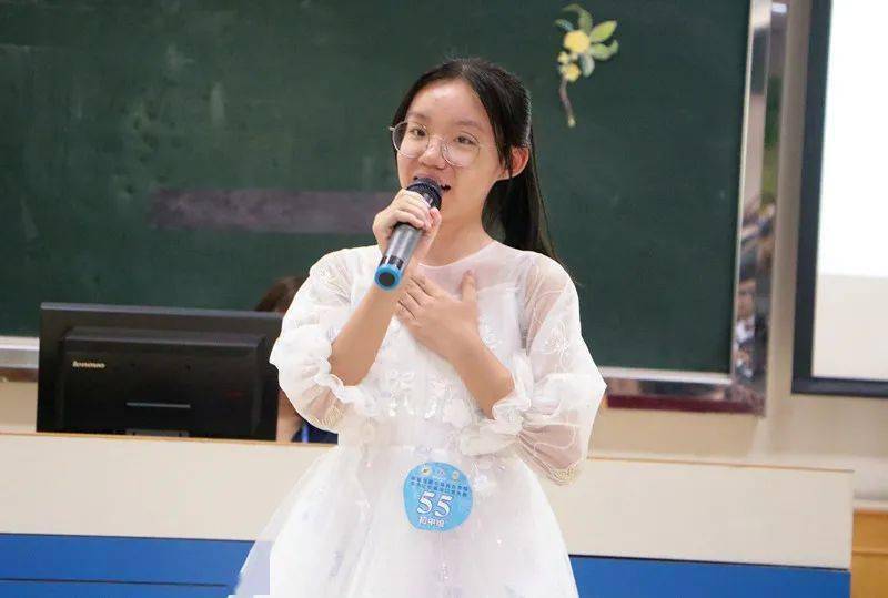 喜讯|口语比赛展实力 莘中学子揽区赛八个特等奖