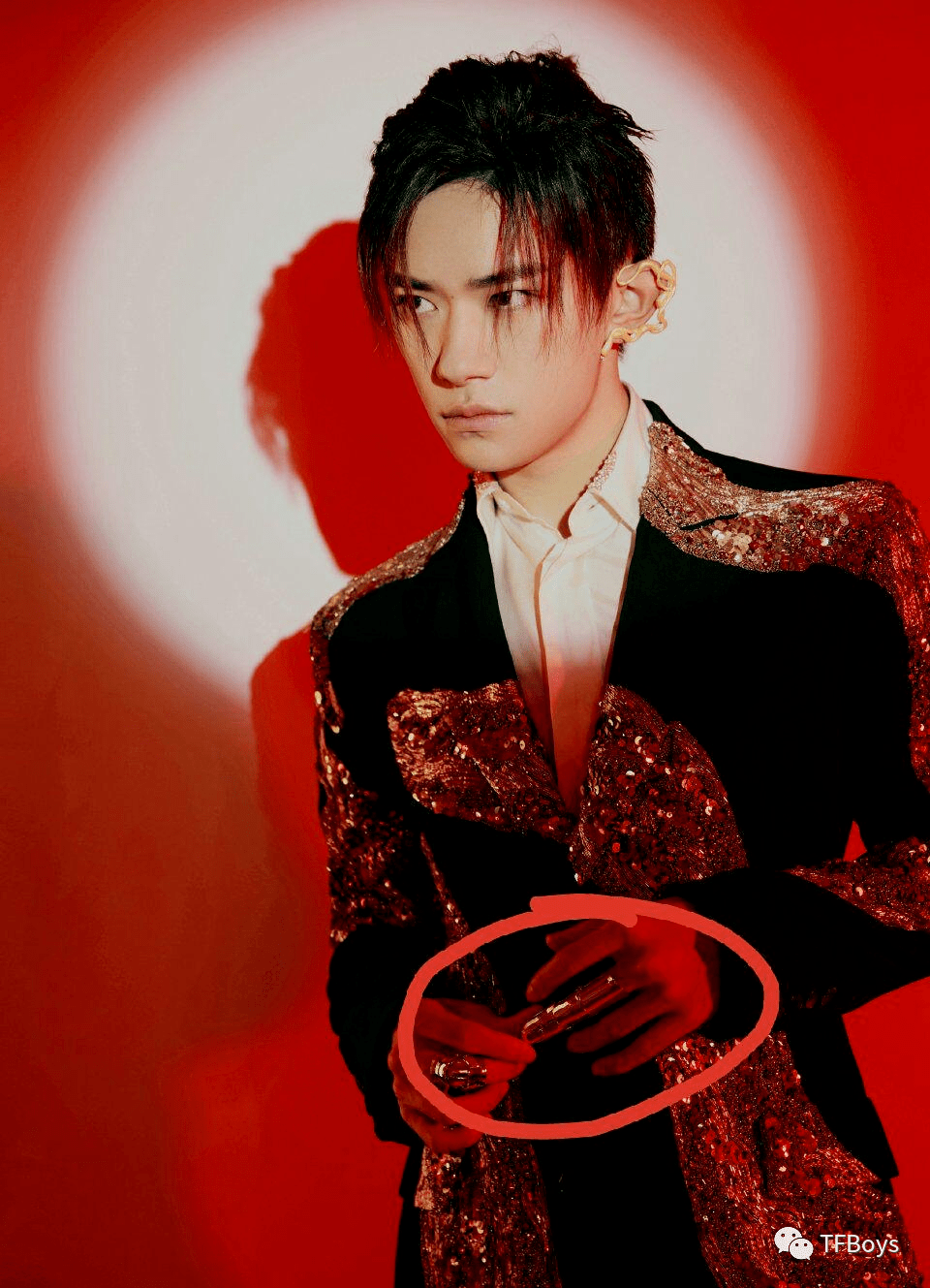 易烊千玺的电影图片 ca902dd3e3db45c79031e9a8f2b90d2c.png