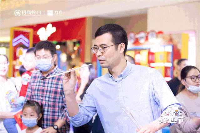 国学堂,塑造出属于自身的商业特色; 上海环球港将川剧变脸,川剧,评书