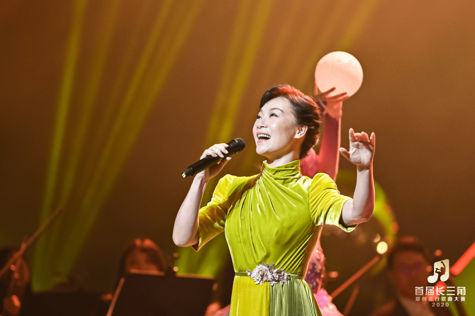 2020流行歌曲排行榜_2020流行金曲排行榜嘉年华票务火热售卖中