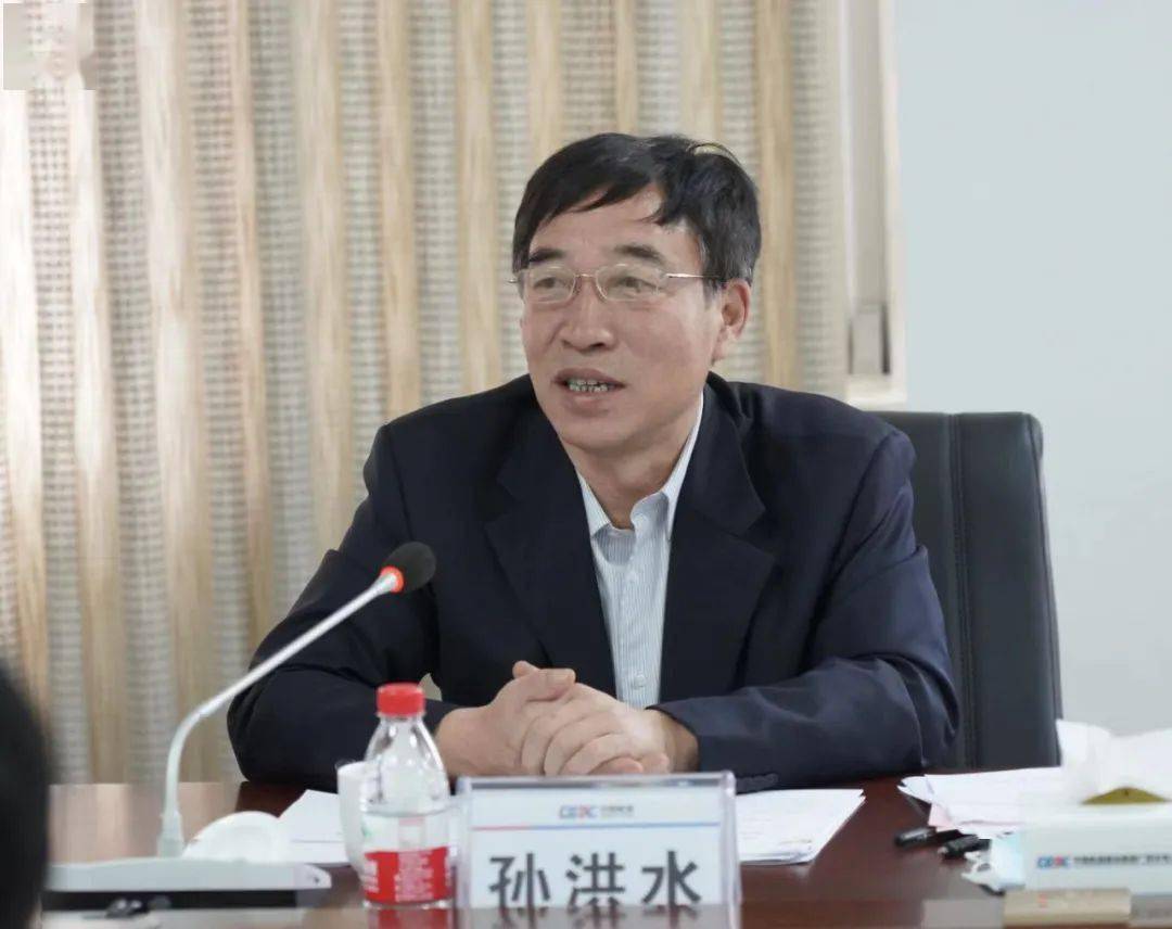 孙洪水到广西工程局调研并宣讲党的十九届五中全会精神