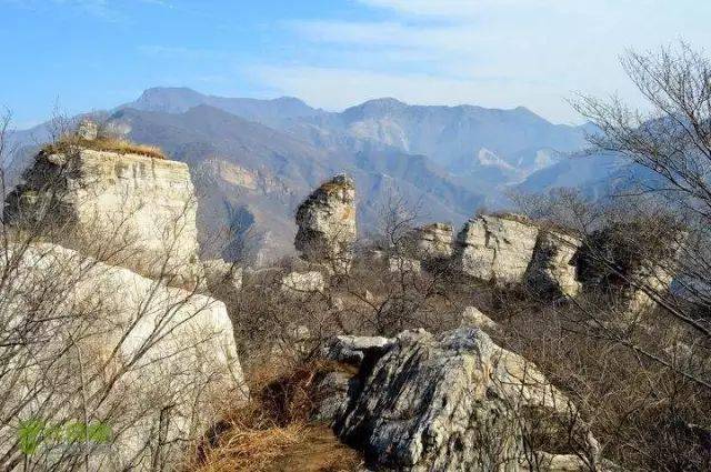 一个不为人知的巨石阵！北京房山有一道山岭，很人都是第一次听说！