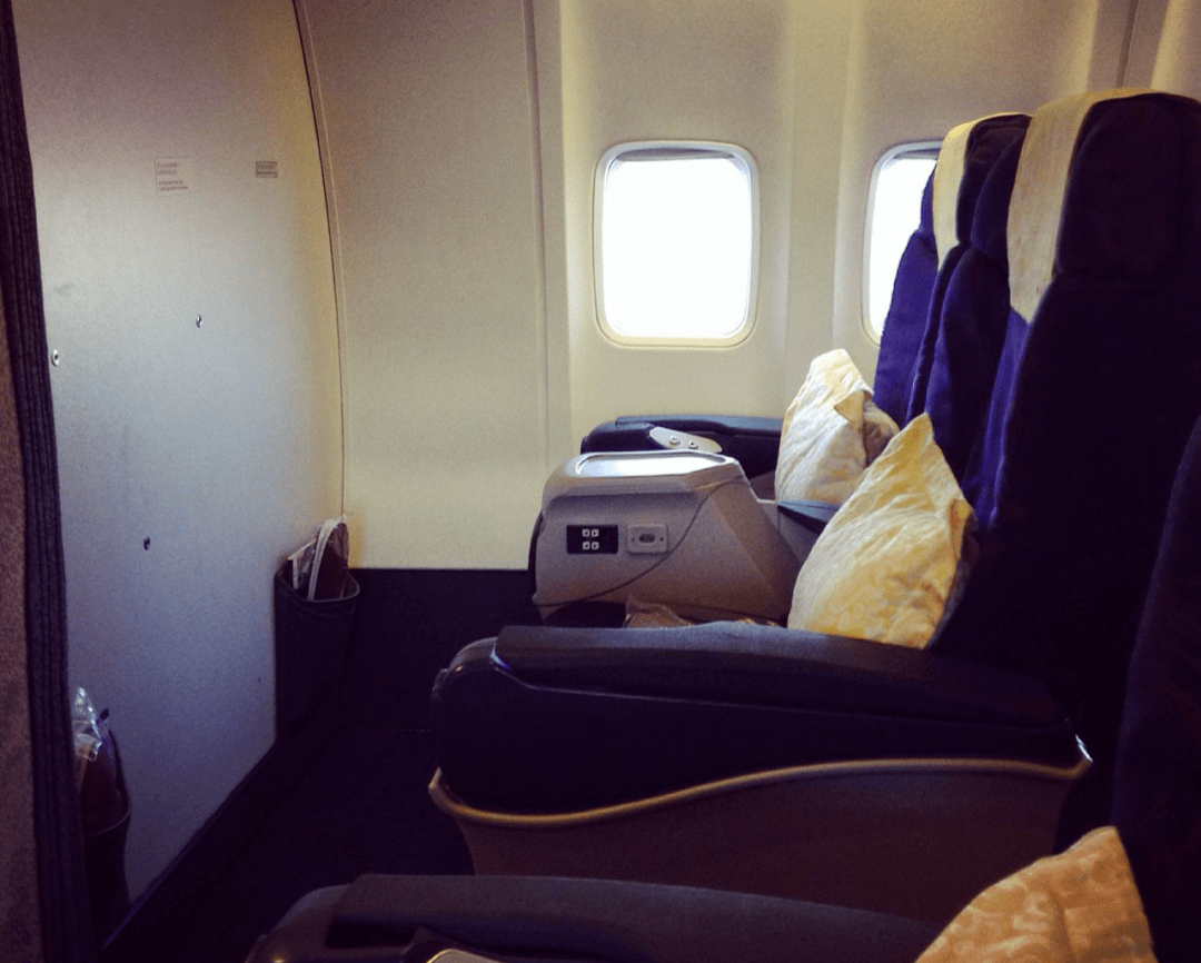 坐飞机头等舱是什么体验?