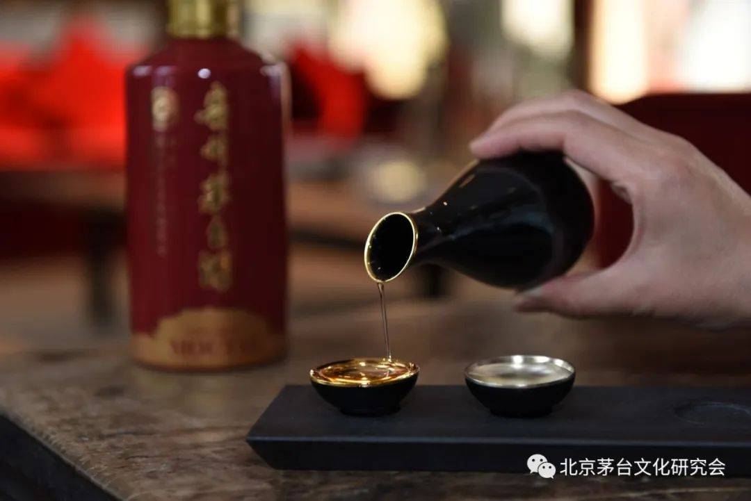研究|为什么"干酒人"都喜欢寒夜雅酌?