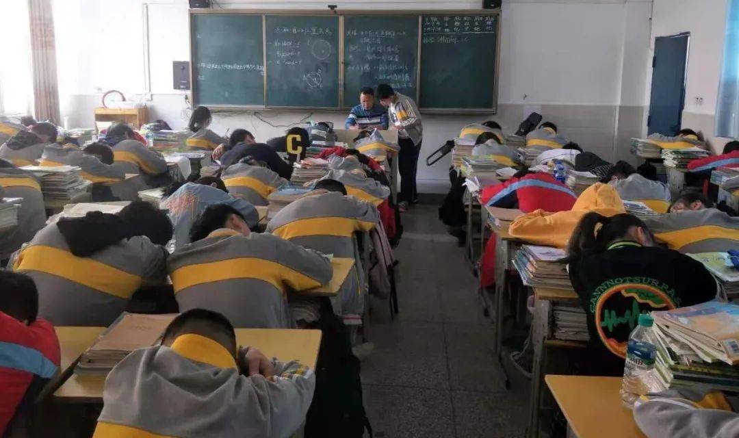 宜春五中袁晓安老师你认识吗