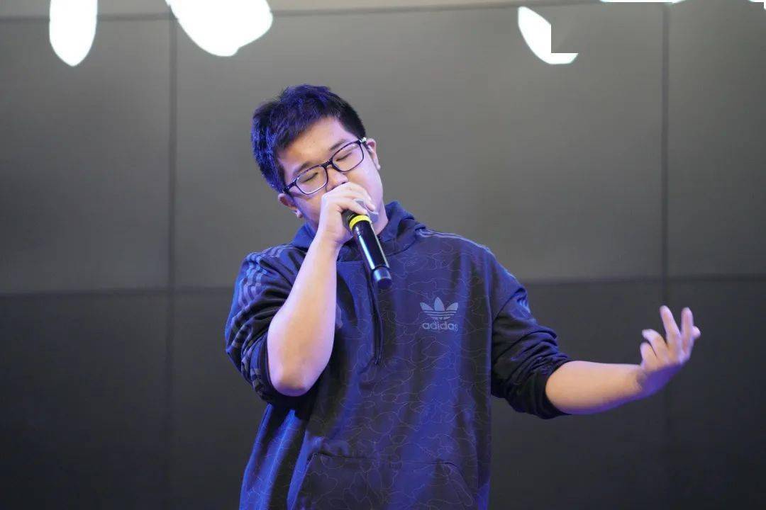 "北中好声音"歌王争霸赛圆满落幕_刘子楷