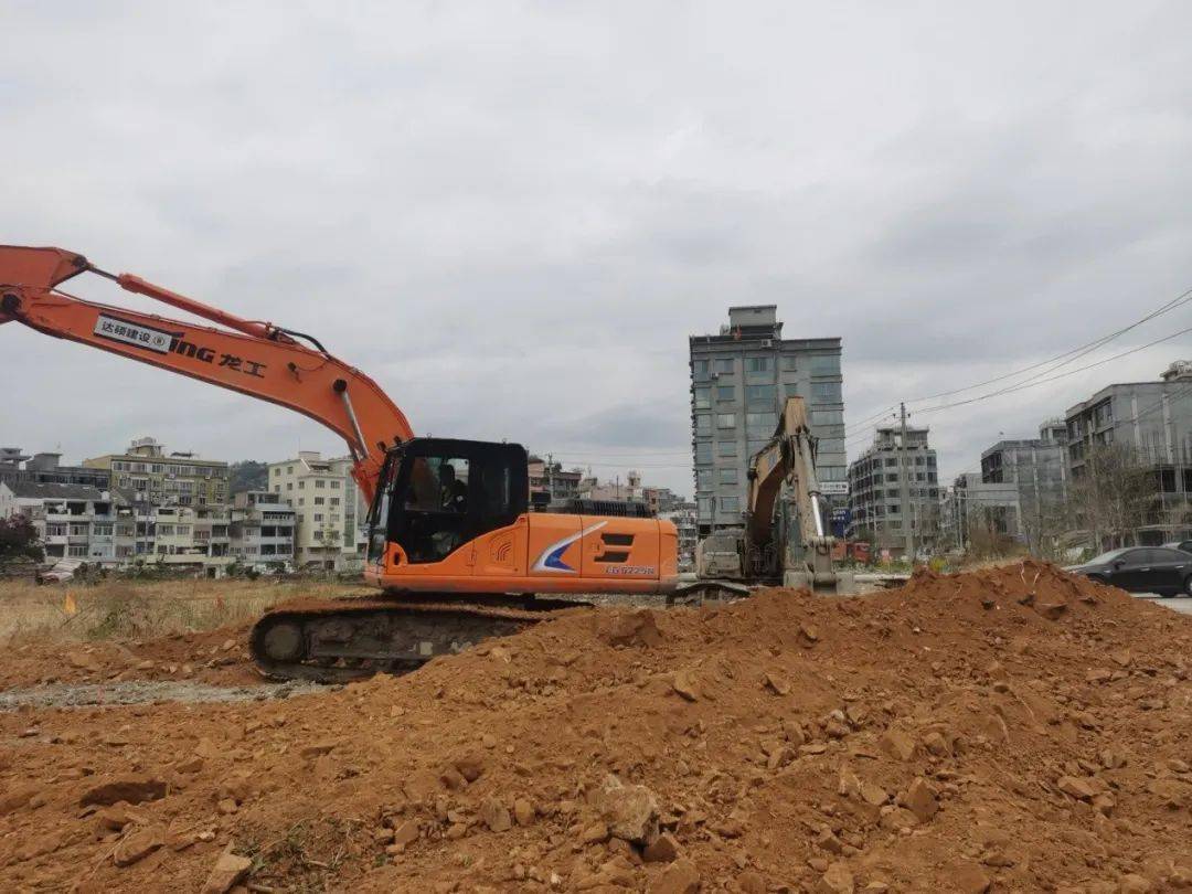 乐清市中心大道北白象段三期(象西路至象石公路)工程建设项目正式开工