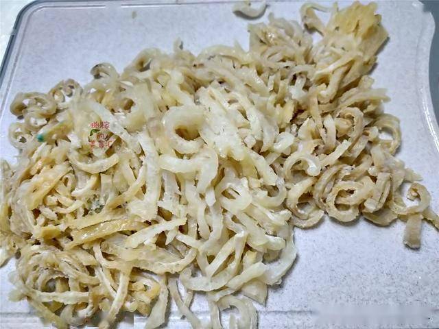 猪皮怎么炸不泡 e75354c3e27246bd854d1a33c04d04b3.jpeg