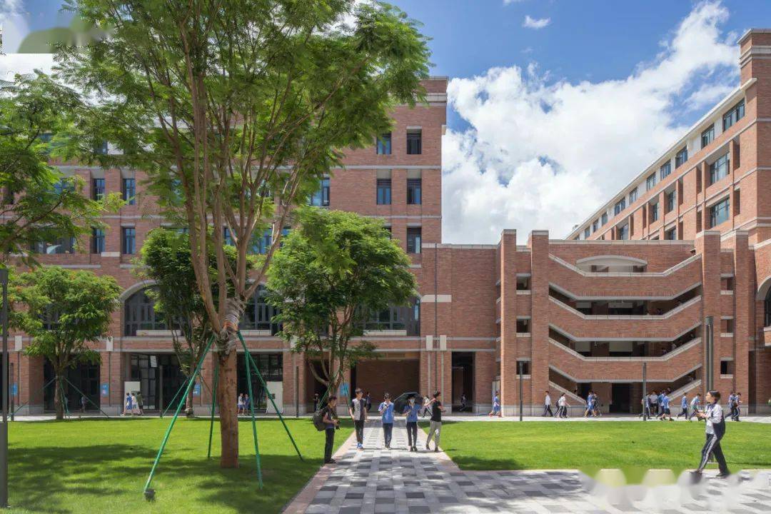 深圳中学泥岗校区(欧帕集团)