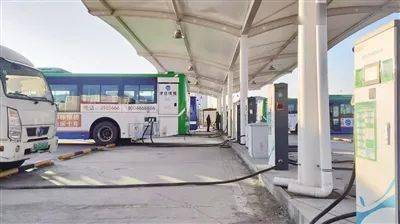 2021呼市有多少人口_北流隆盛镇有多少人口(2)