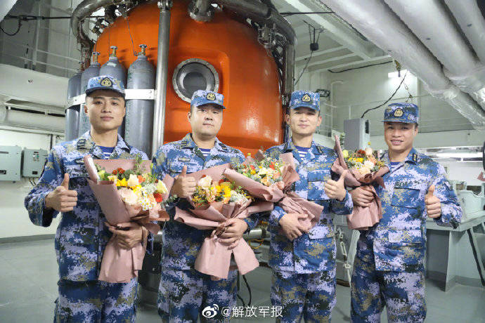优秀！海军某防救支队完成大深度饱和潜水训练