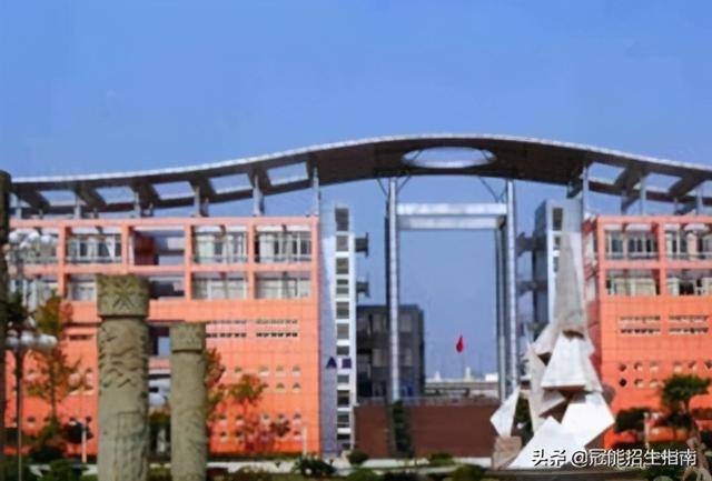 成都职高学校排名_成都中和职高学校图片(2)