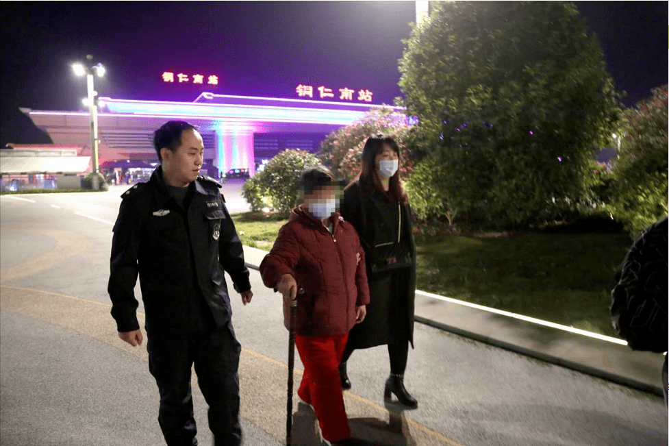 贵州镇远在包谷酒里放耗子药酿出命案17年后女逃犯落网