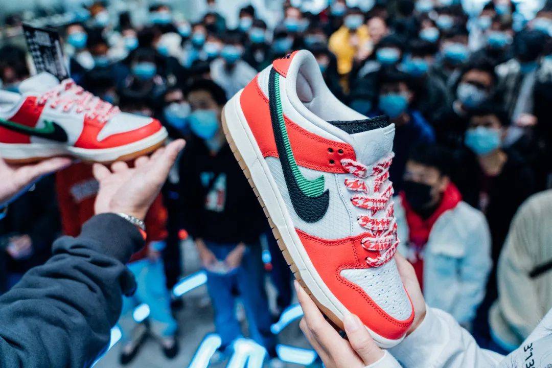 ãå¤§å®¶æHabibiçDUNK SBæ¯åªä¸å Â· FRAME x SB Dunk Low 