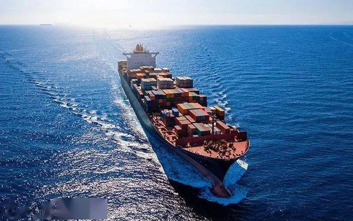 2020年船公司排名_箱量下降盈利上升,2020上半年船公司净利排名!