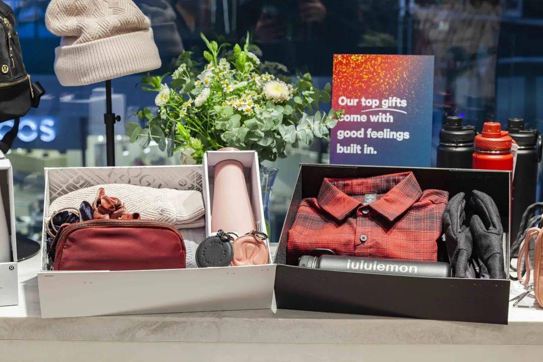 fitness plan by saving the winter warmth in a special gift box