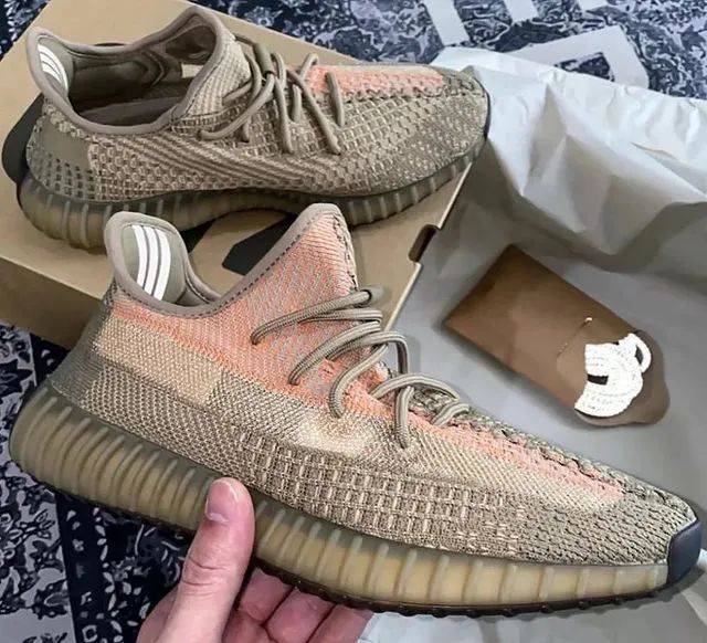 yeezy350新配色,yeezy350配色 yeezy350新配色国内预约开启全新拼接设计本周发售