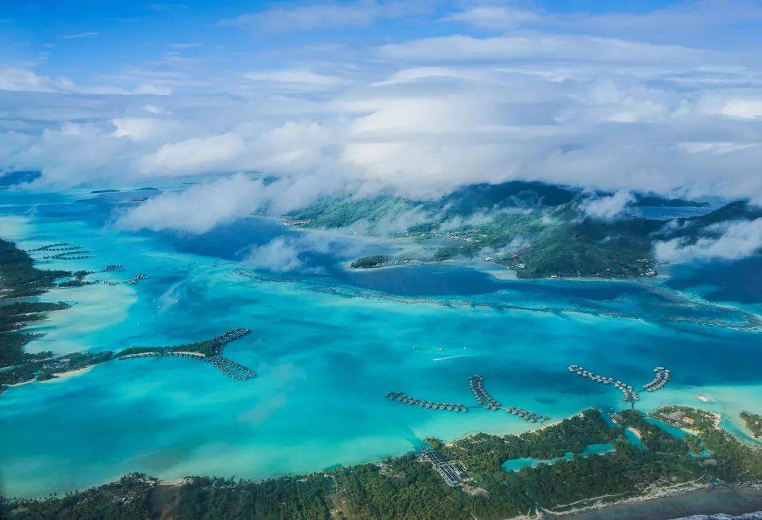 天堂之上,山海相依 - 他们说,大溪地从来没有冬天._手机搜狐网