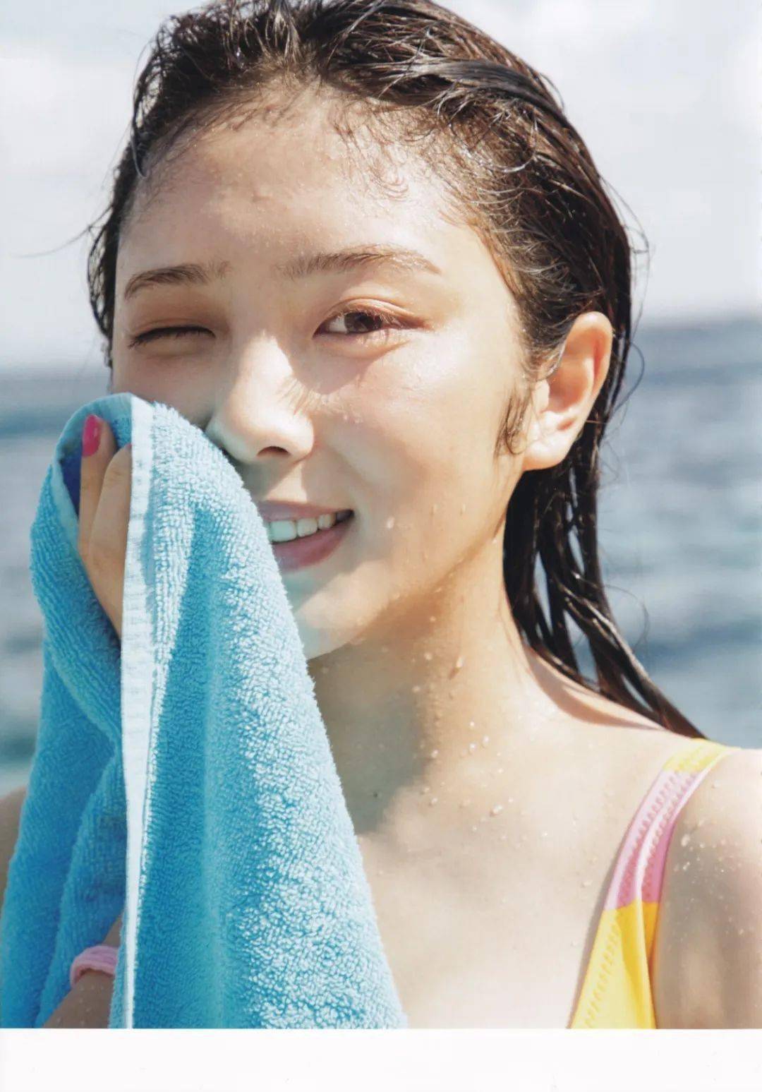 图片[43]-与田祐希第二本写真「安静的时间」，19岁的她魅力全开！-妖次元