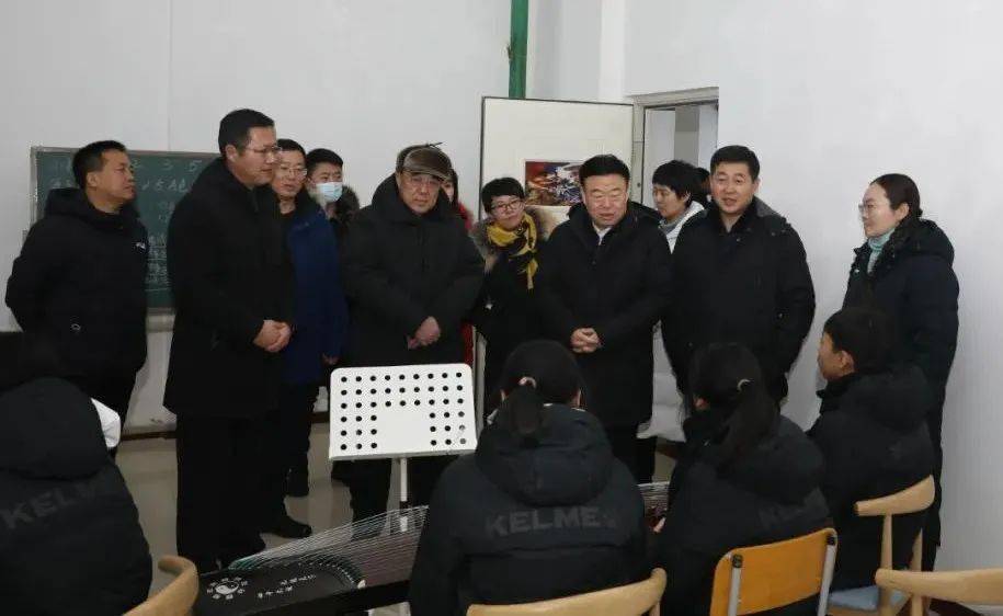 张恩惠在调研冬季旅游时强调 做强冰雪产业 做大冰雪经济 努力把冰天