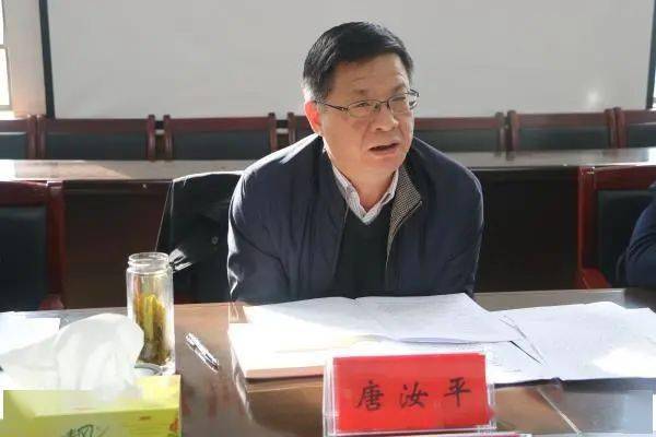 唐汝平走访慰问了舒城县千桥镇千人桥村困难老党员张昌友,张德玉两户.