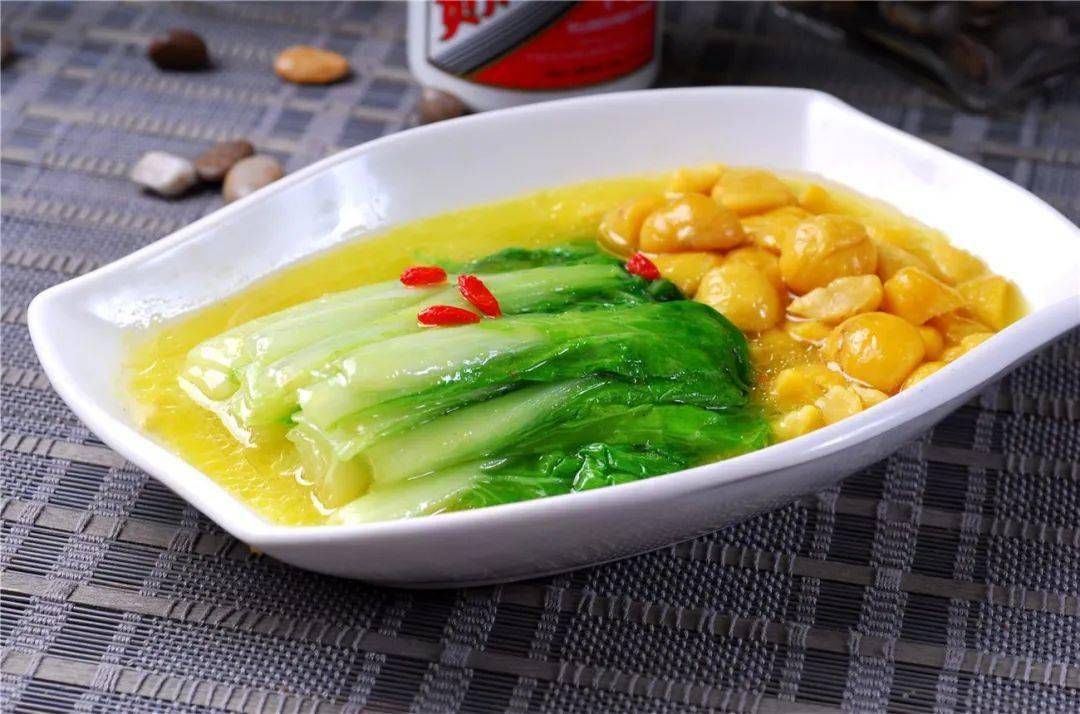 美味菜谱:栗子白菜