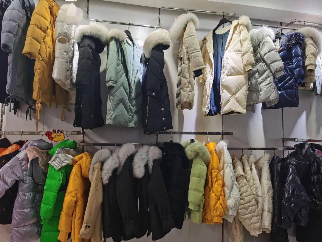 服装品牌代加工 c778fb17a53441bcb610644f07d79c17.jpeg