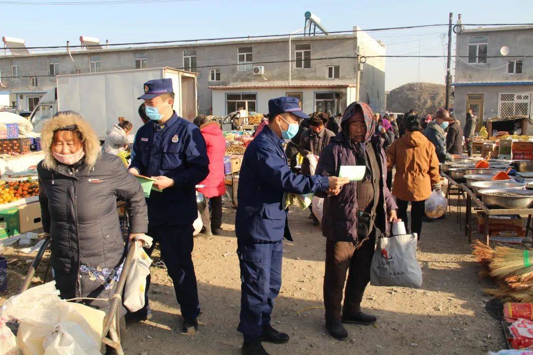 建昌消防救援大队依托消防宣传车走进农村大集开展消防宣传运动“华体会登录入口”(图4)
建昌消防救援大队依托消防宣传车走进农村大集开展消防宣传运动“华体会登录入口”(图4)
