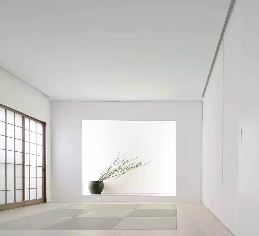 极简留白