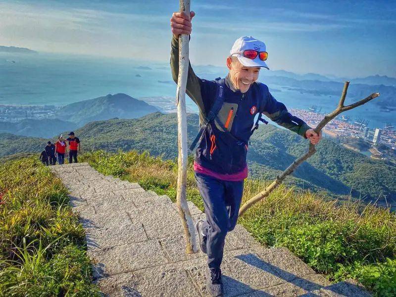 1日游【梅沙尖】深圳十峰健身登山打卡,上360爱情天梯