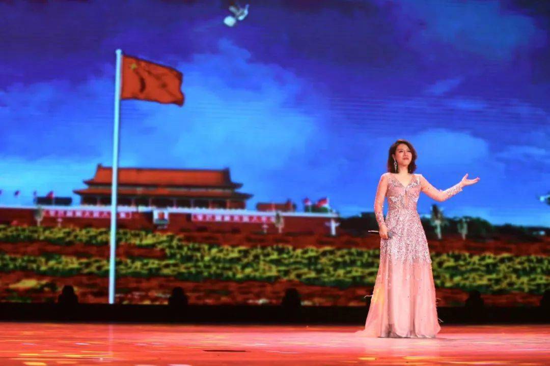 腾飞的昌都歌曲谱子_西藏昌都图片(2)