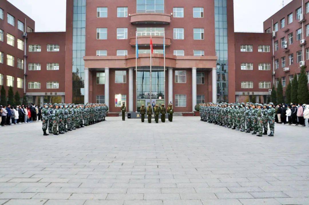 11月18日,文法学院荣获燕京理工学院第十四届校园职业素养辩论赛季军.