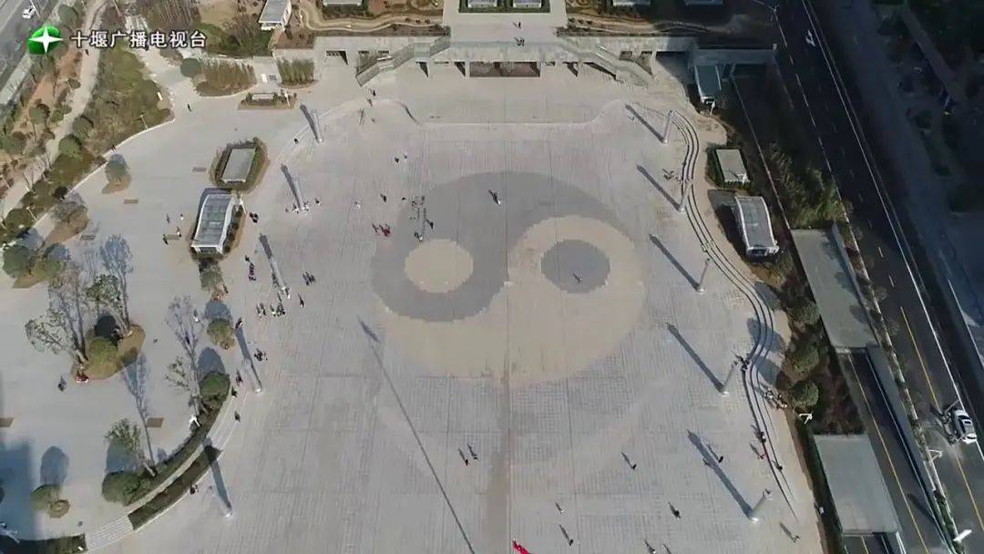 十堰传媒中心 十堰"新地标" 十堰传媒中心正式启用最新场景首次曝光