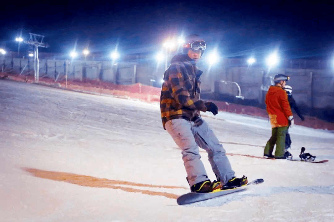 1日|夜滑渔阳滑雪场|夜场滑雪你就是"夜空下最亮的星"!