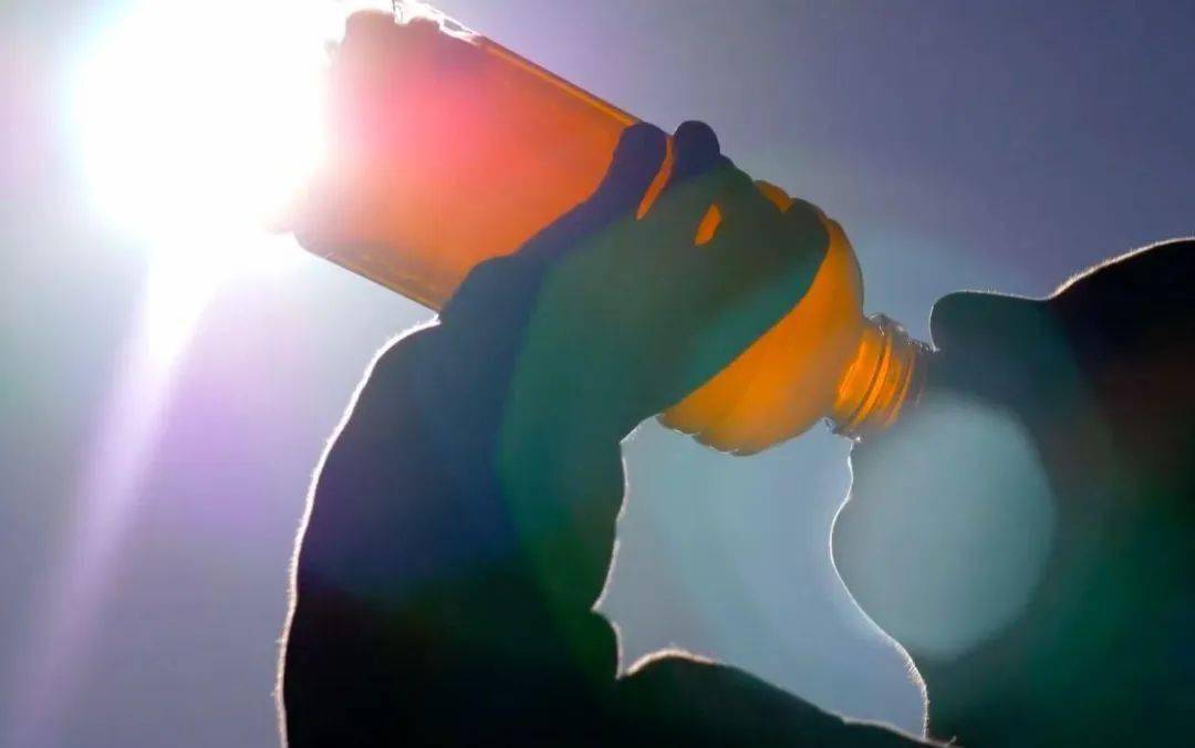 运动饮料排行榜_中国十大运动饮料品牌排行榜2016