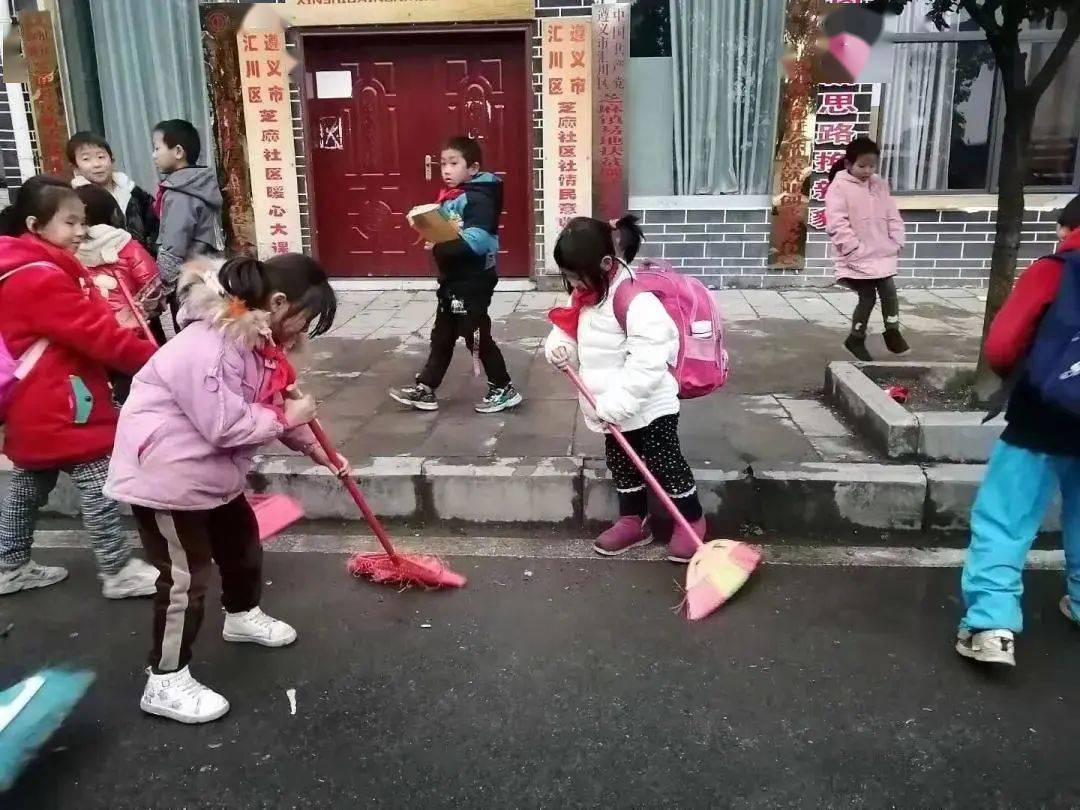 汇川区2020年GDP_中国gdp2020年(2)