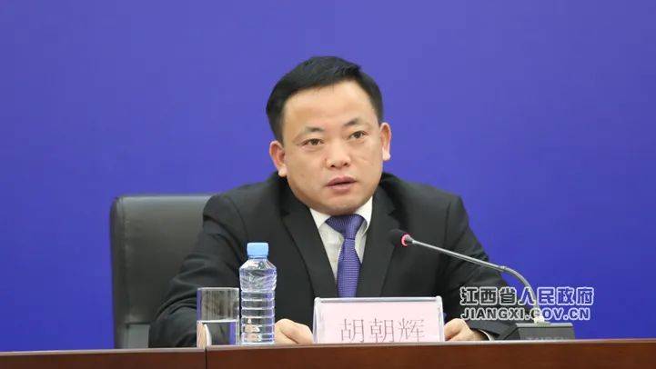 南昌县委常委胡朝辉(文颖 摄)胡朝辉:自脱贫攻坚工作开展以来,南昌县