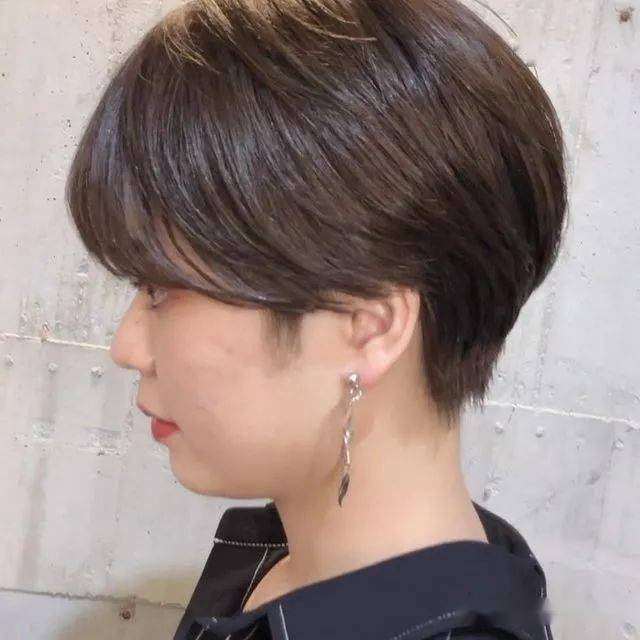 2021流行短发减龄,2021流行减龄短发发型 精选2021女神级短发,简单时尚又减龄
