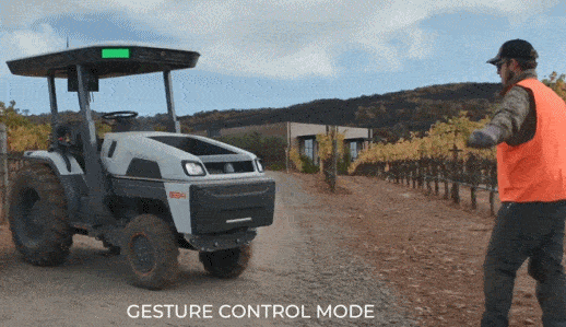 拖拉机界的特斯拉来了无人驾驶智能种田