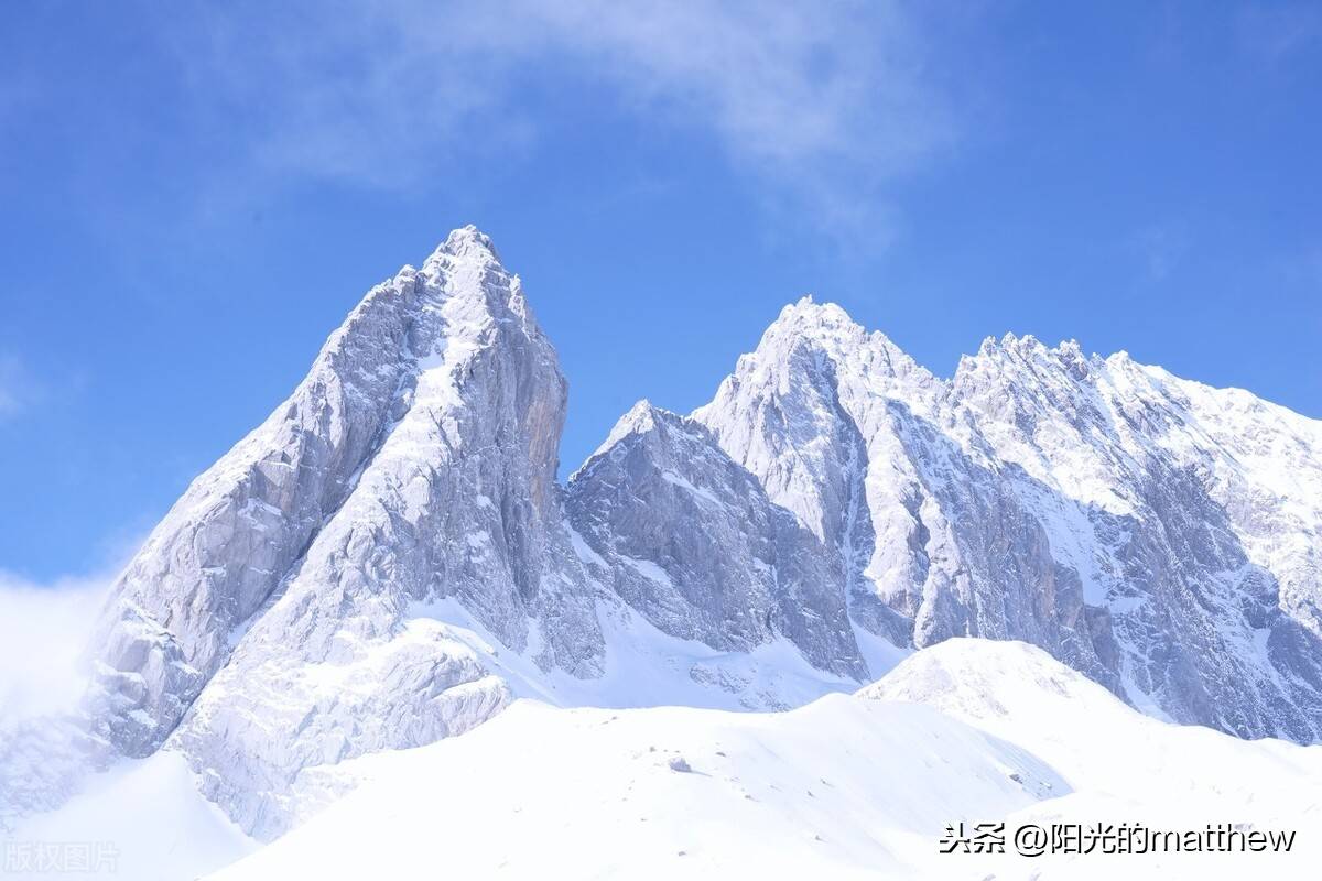 摄影组图:大雪纷纷,玉龙雪山冰凝雪积风景美