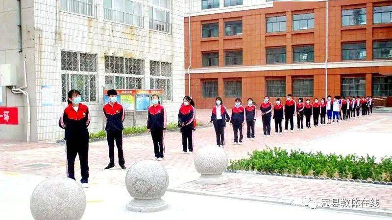 兰沃乡中学校长王银玲做客《教育时空》